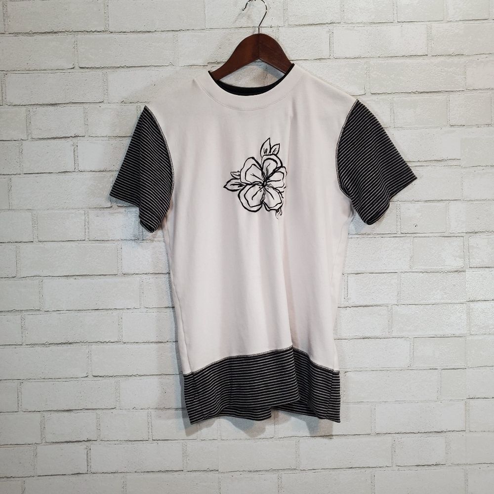 Jaclyn Smith Sport vintage flower tee‎